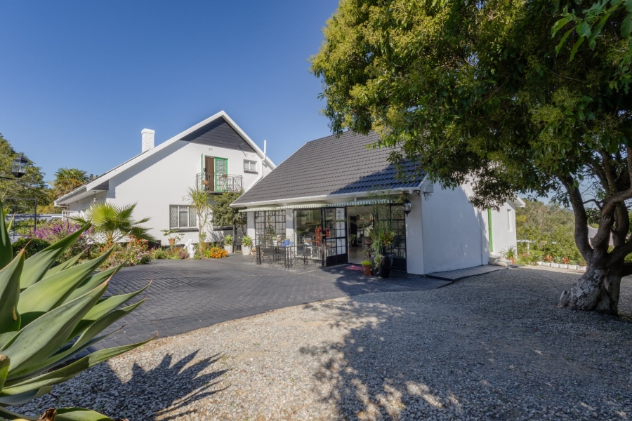 7 Bedroom Property for Sale in Old Place Western Cape